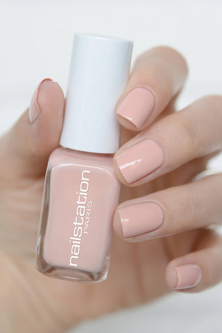 girl blush-crush | Nude nail polish